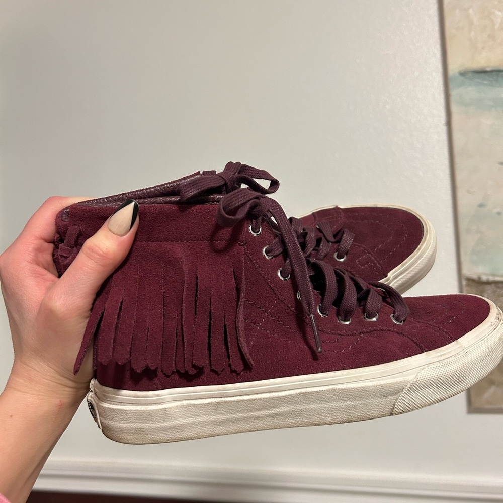 Fringe High-Top Sneakers - Burgundy